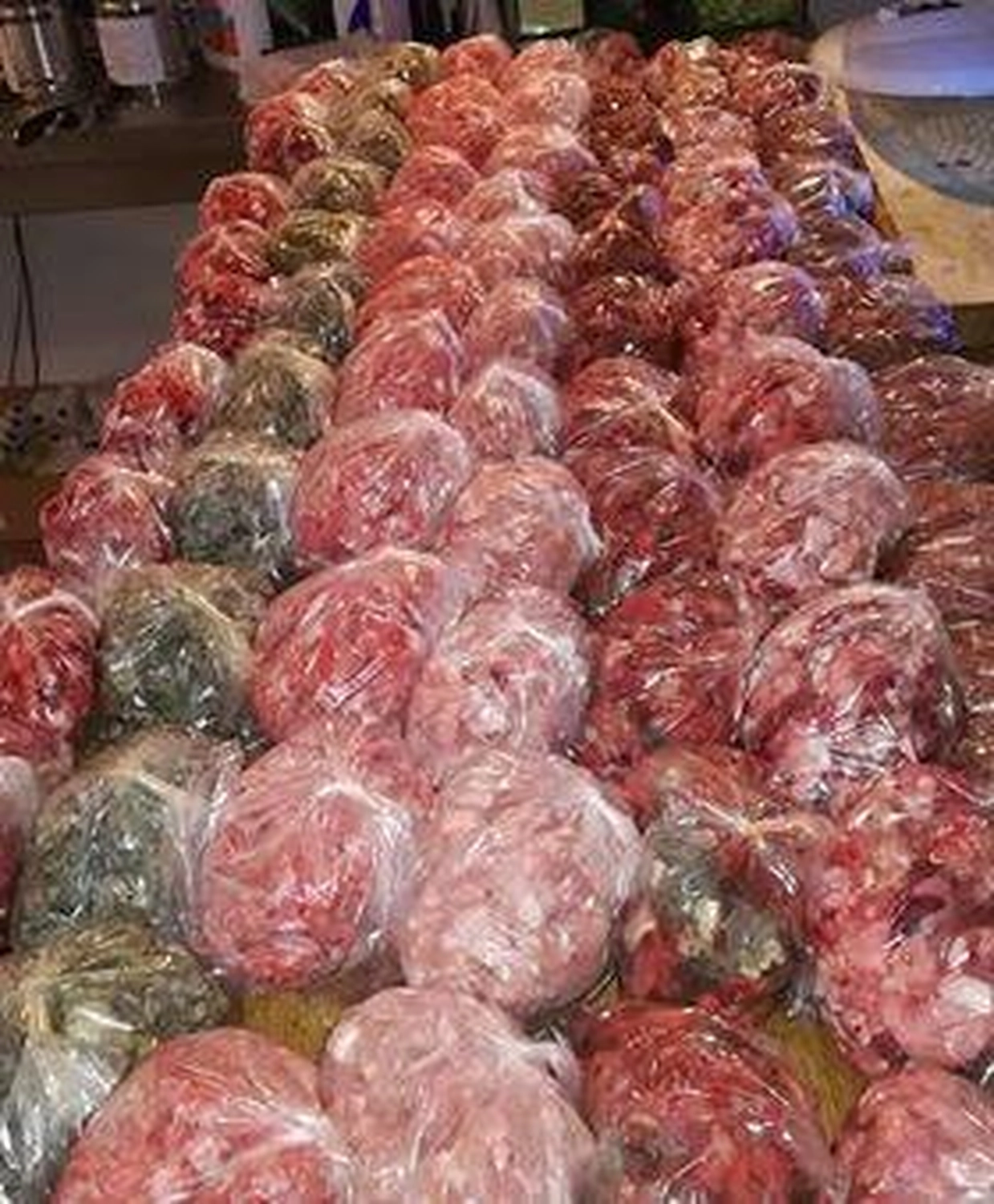 B.a.r.f. auf die Kralle — Hundefutter, Katzenfutter — Cottbus — Frischetheke